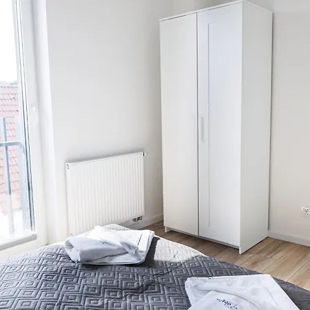 Apartment Bryza - Rodzinny Z Parkingiem Na Szkolnej - Balkon - Infinity *