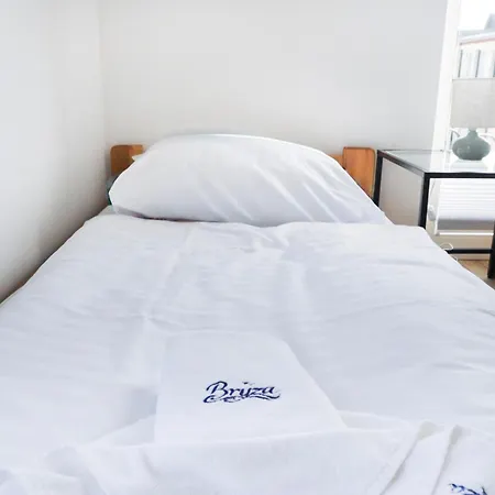 Bryza - Rodzinny Z Parkingiem Na Szkolnej - Balkon - Infinity Swinoujscie